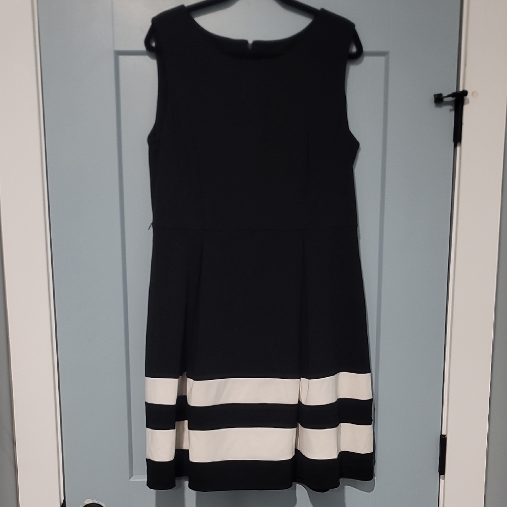Dana Buchman Black and White Striped Mini Dress